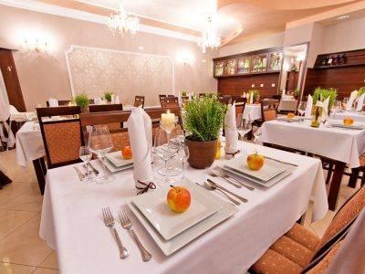 Wiatraczna Hotel Warschau Buitenkant foto