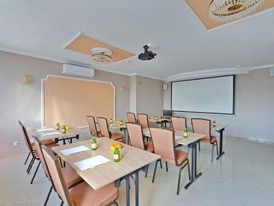Wiatraczna Hotel Warschau Buitenkant foto